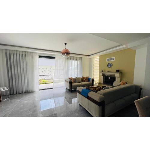 Sea Front Villa with Panoramic View C Blok