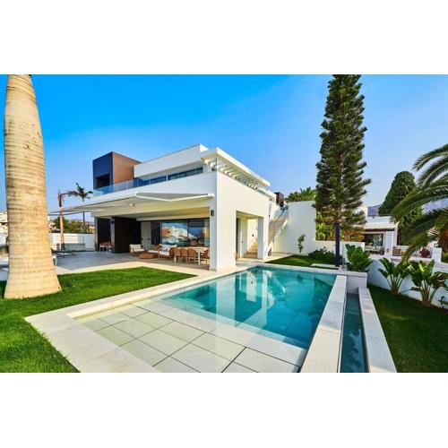 Sea Gardens Villa
