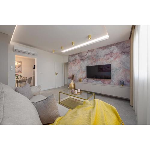 Sea La Vie Apartment