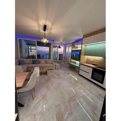 Sea La Vie Luxury Suite