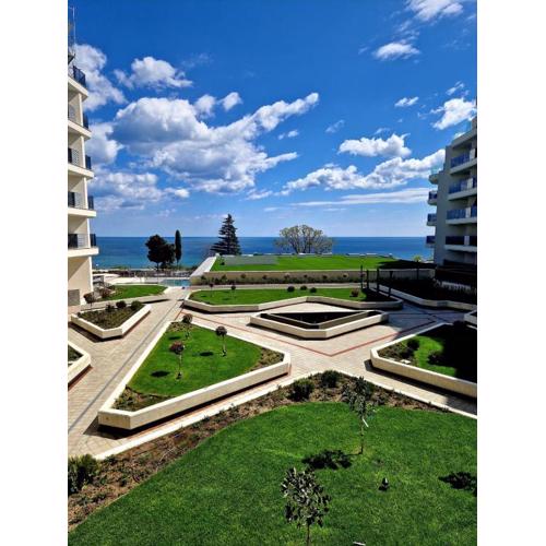 Sea line apartment