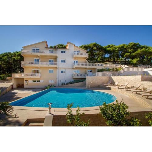 Sea Pearl Residence
