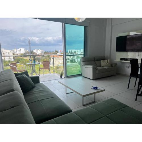 Sea Side Apartment And Pool