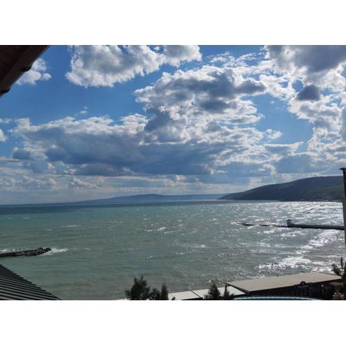 Sea View Apartment C 514