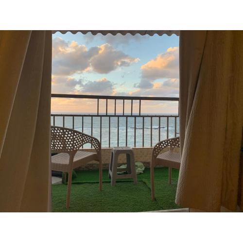 Sea view apartment front the Helton