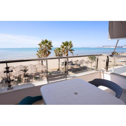 Sea View-apartment On The Beach - Durrs2