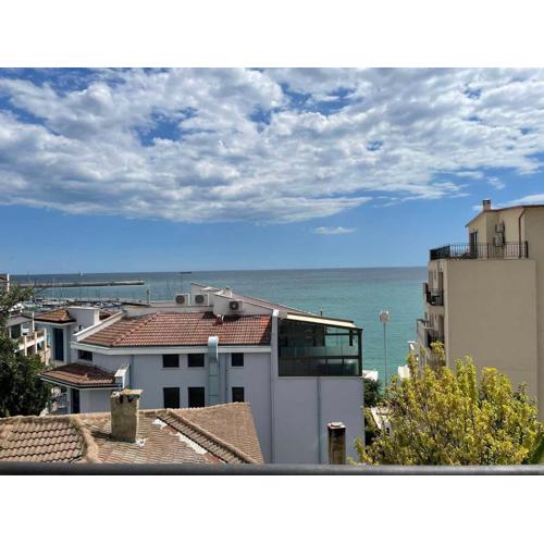 SEA VIEW APARTMENT
