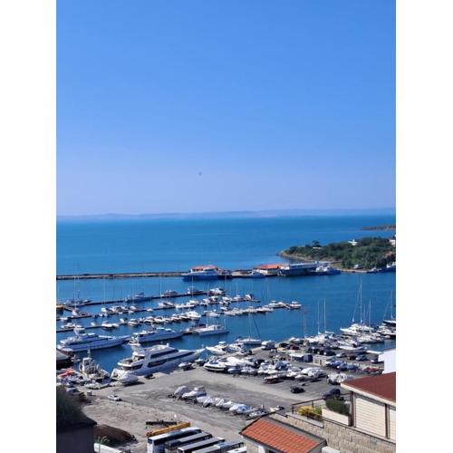 Sea view apartment