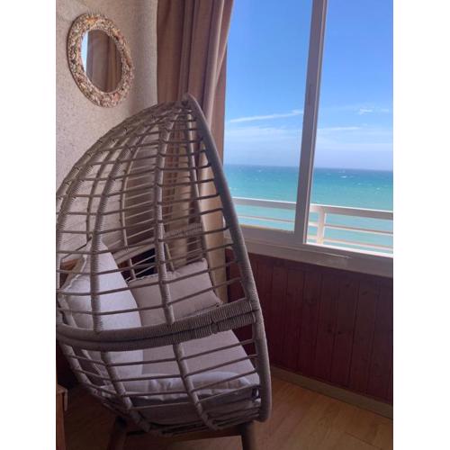Sea view apartment