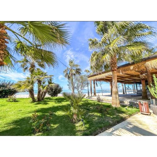 Sea View Deluxe Apartments Qerret Golem