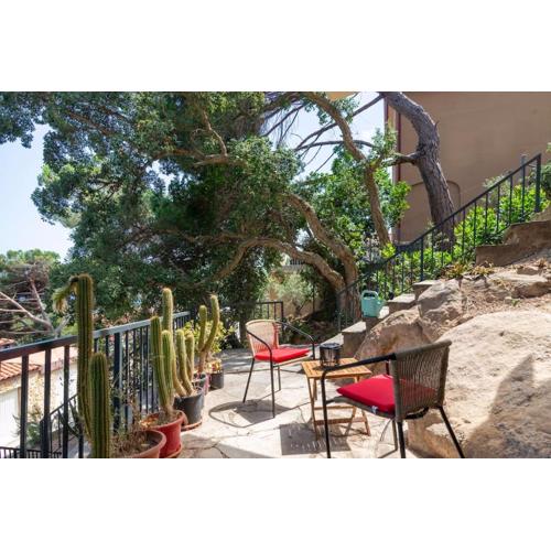 Sea View Forest Apartment