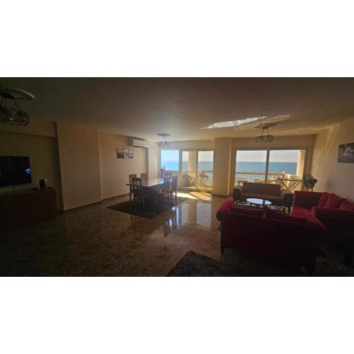 Sea View Heart Apartment (families only)