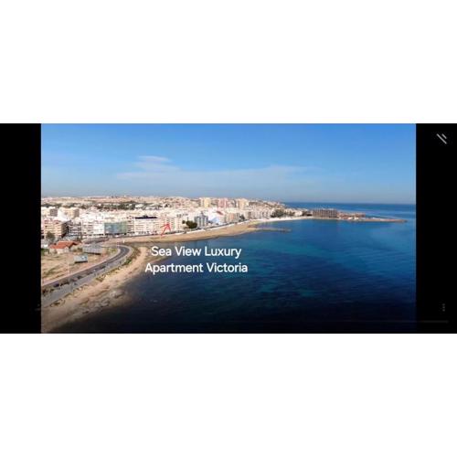 Sea View Luxury Apartment Victoria