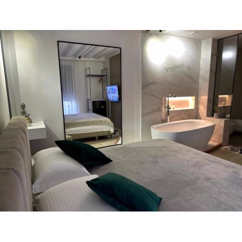 Sea View Luxury Apartment