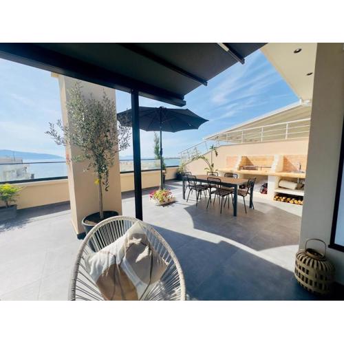 Sea View Luxury Penthouse,3rooms