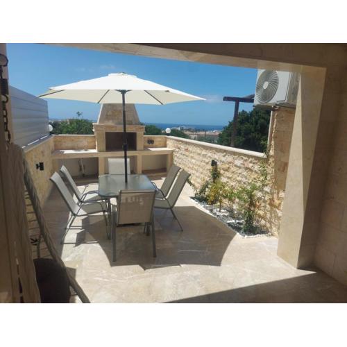 Sea view maisonette Chloraka