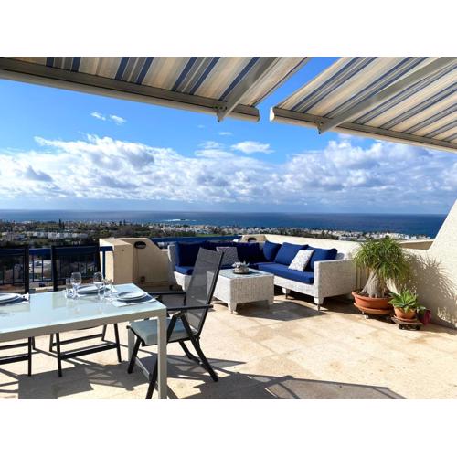 Sea View Penthouse-Style