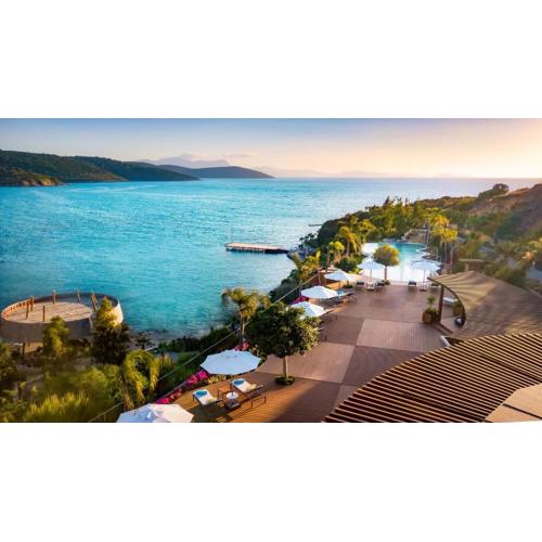 Sea View Residence in Bodrum with Hotel Services