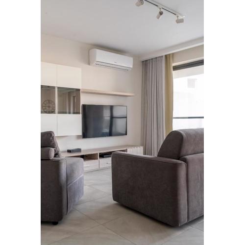Seabreeze Luxury Apartment