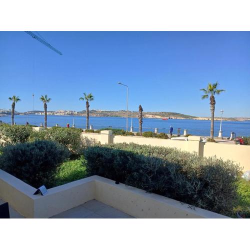Seafront, 3 Bedrooms with the Best Sea View