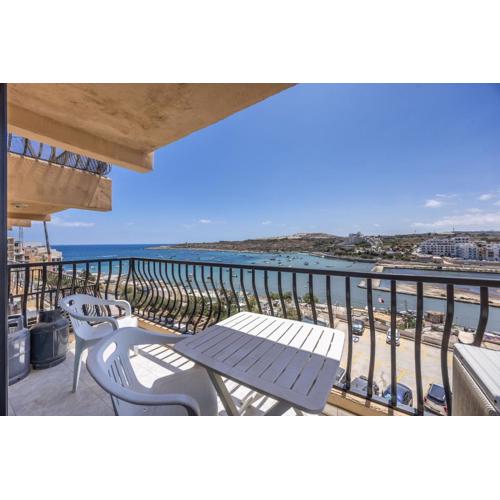 Seafront apartment with garage and breathtaking sunrise by SF HOMES