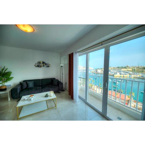 Seafront beautifully furnished 2 bedrooms GOGZR-3