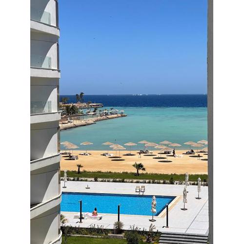 Seafront Hotel Apartment with private beach