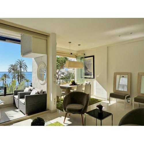 Seafront Skol Marbella Center by EaW Homes