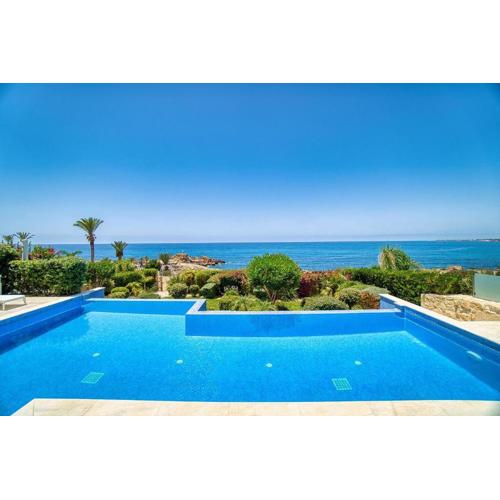 Seafront Villa 2