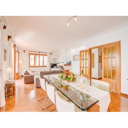 Seafront villa in Alcudia