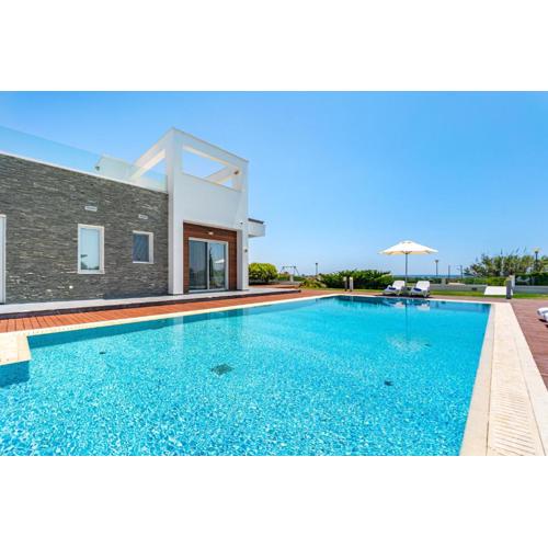 Seafront Villa Maya by Ruidoso Luxury