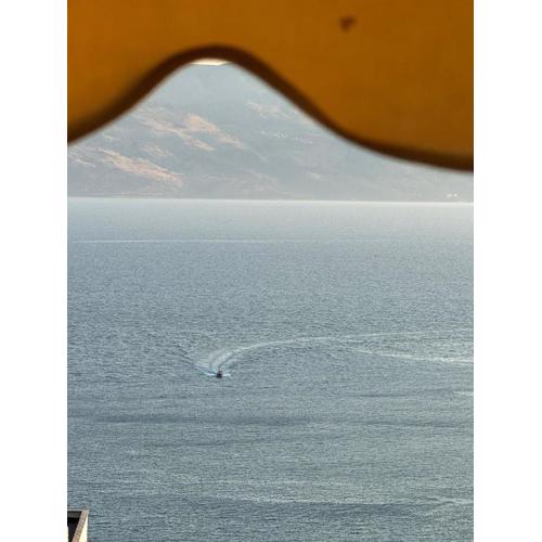 SeaJoy View Apartment