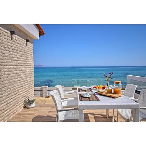 Seashell an Elegant Seafront Villa