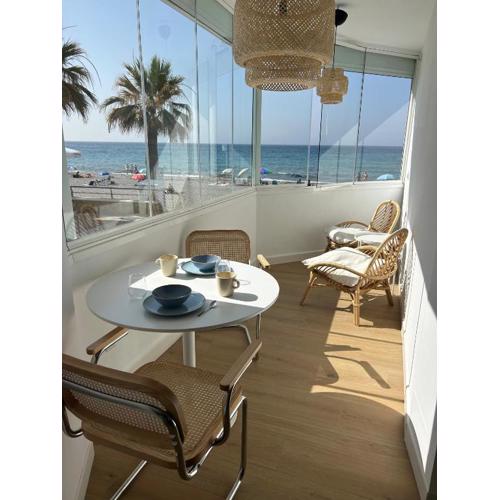 Seashore Apartment - Apartamento a la orilla del mar en Nerja