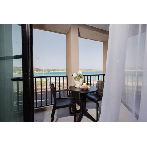 Seashore Flats Seconds To Sea By Homely Malta!