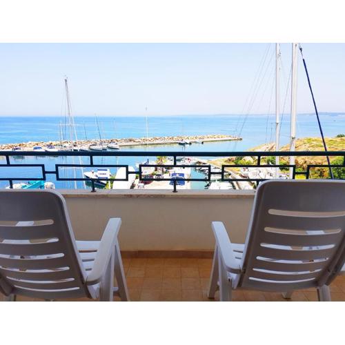 SeaSide Apartment