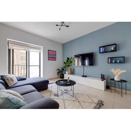 Seaside Bliss - 3BR Holiday Apartment Sliema