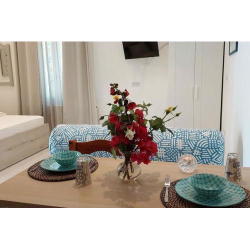 Seaside cushy studio