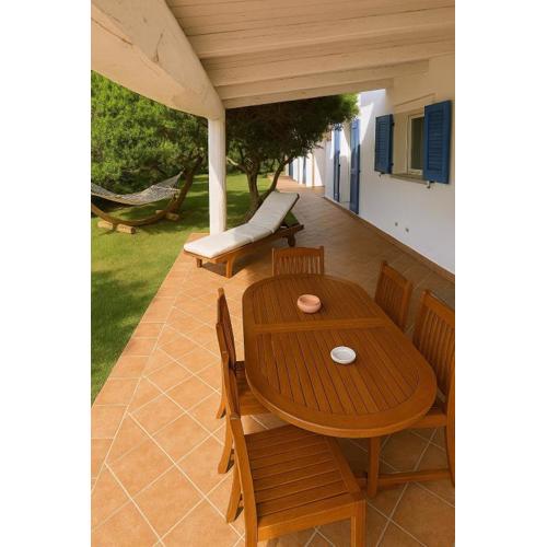 Seaside Elegance 50m from the Beach