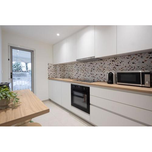 Seaside Elegance Brand New 2BD Luxury Stay
