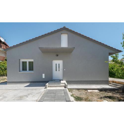 Seaside holiday house Kastel Stafilic, Kastela - 22438
