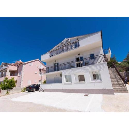Seaside Okrug Gornji Apartment with Terrace and Patio