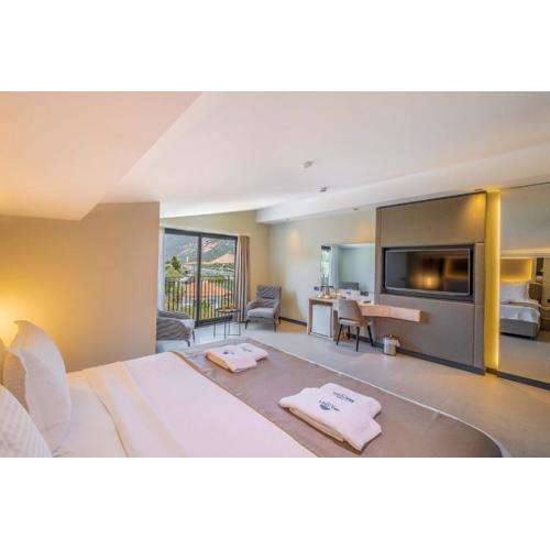 SeaTown Hotel