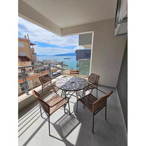 Seaview Apartment in Central Saranda
