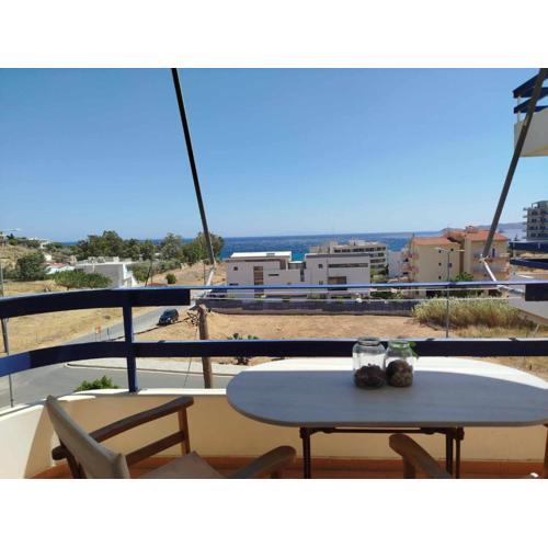 Seaview Apartment in Karystos