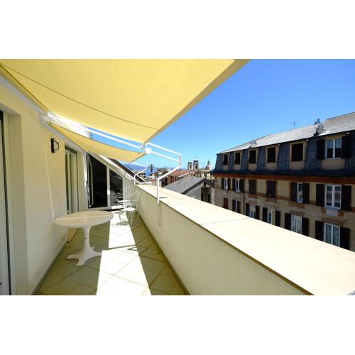 Seaview Attic with Terrace by PortofinoVacanze