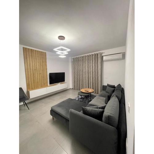 SeaView Modern Two Bedroom Apartment