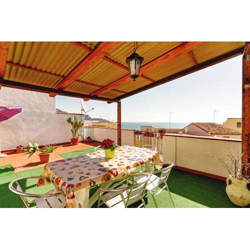 Seaview Terrace Sunny Apartment