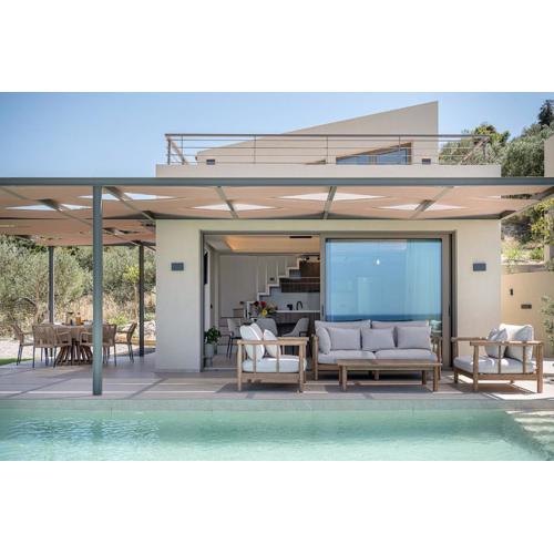 Seaview villa with pool in nature next to Platanias