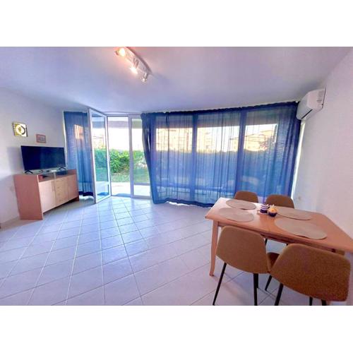 SeaView,Parking & Garden 1BR Appart Sozopol-Beach